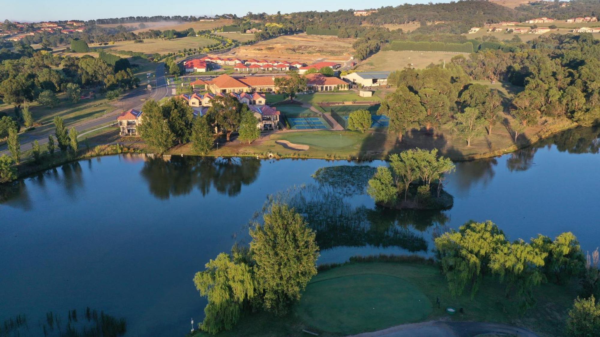 Hidden Valley Resort Wallan Buitenkant foto